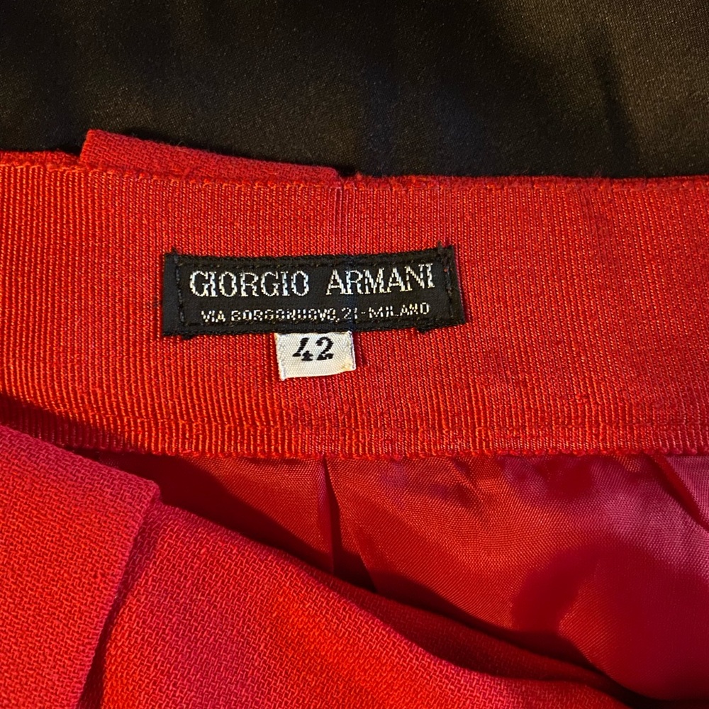 Vintage Armani skirt (matches the red Armani jacket in my closet). EU size 42. - Picture 2 of 13